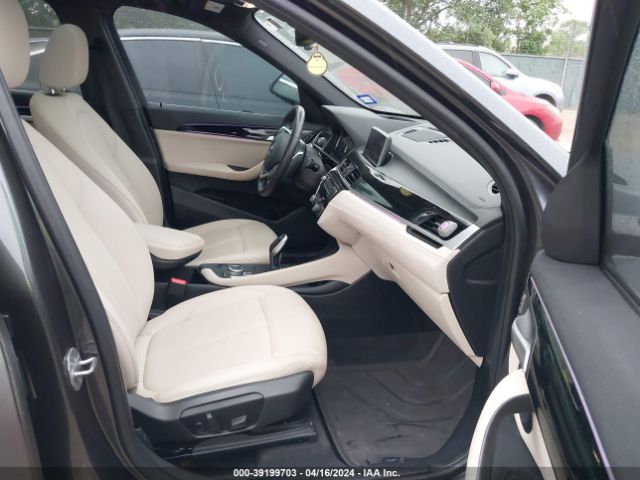 2021 BMW X1 WBXJG7C07M5S64851 Photo 4