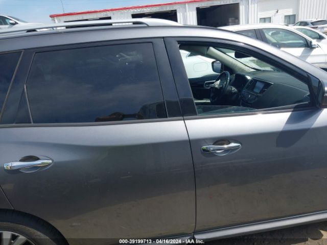5N1DR2MNXKC598894 Nissan Pathfinder Sv