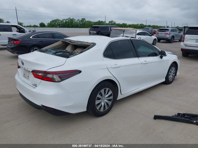 Toyota Camry Le Hybrid 2022 4T1C31AK7NU587447 Image 4