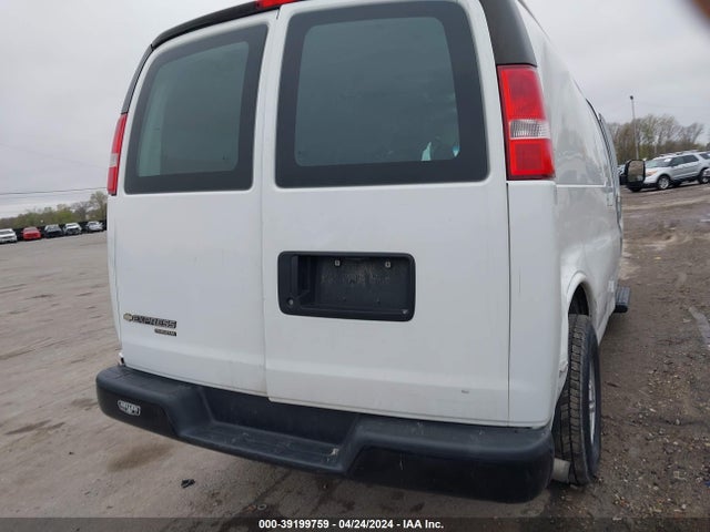 Chevrolet Express 2500 Work Van 2016 1GCWGBFG9G1313204 Image 16
