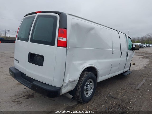 Chevrolet Express 2500 Work Van 2016 1GCWGBFG9G1313204 Image 4