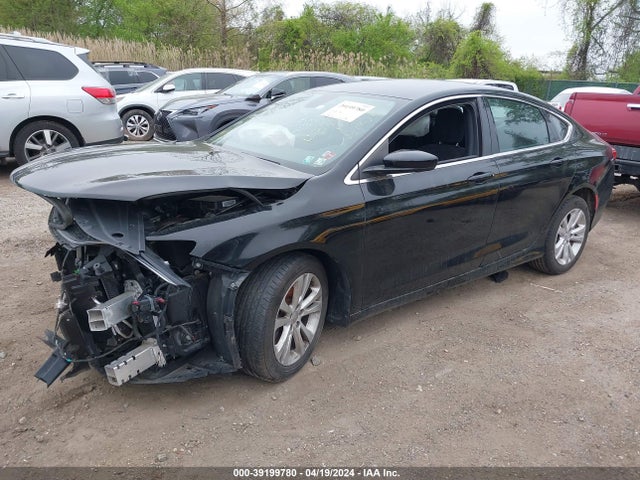 Chrysler 200 Limited 2015 1C3CCCAB7FN758391 Image 2