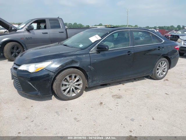 Toyota CAMRY XLE 2016 4T1BF1FK9GU502462 Image 2