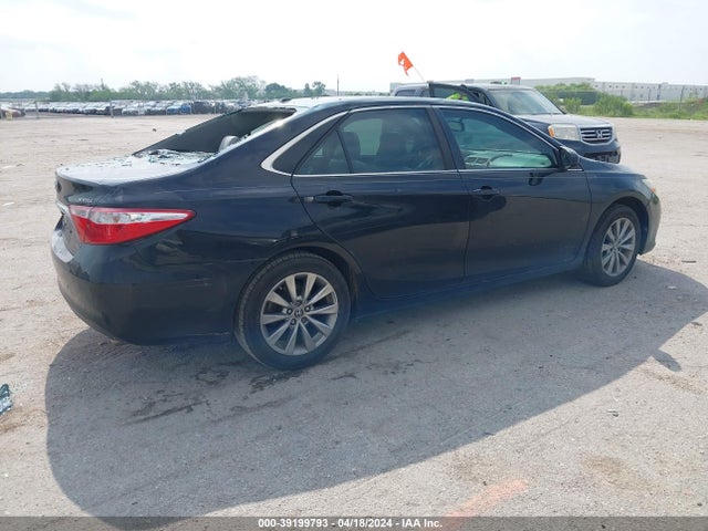 Toyota CAMRY XLE 2016 4T1BF1FK9GU502462 Image 4