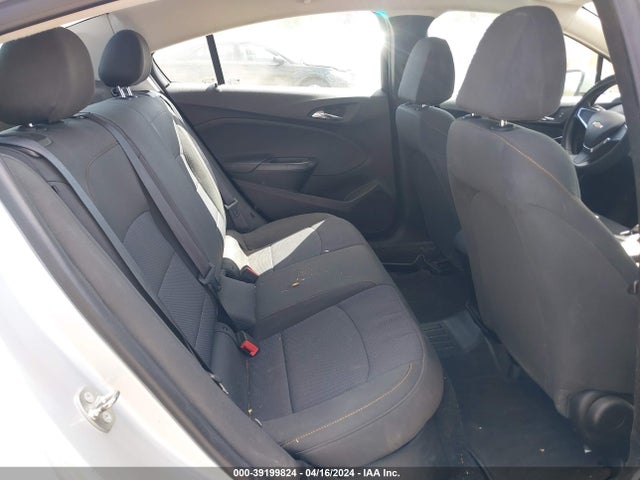 Chevrolet Cruze Ls Auto 2018 1G1BC5SMXJ7149692 Image 8