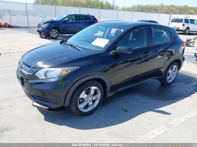 Honda HR-V LX 2016 3CZRU6H34GM749155 Image 2