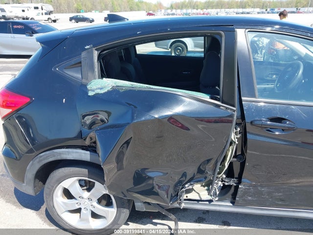 Honda HR-V LX 2016 3CZRU6H34GM749155 Image 6