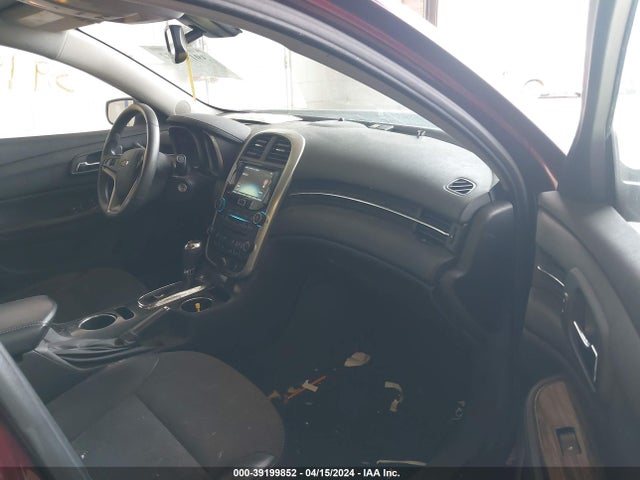 Chevrolet MALIBU 1LT 2015 1G11C5SL0FF281408 Image 5
