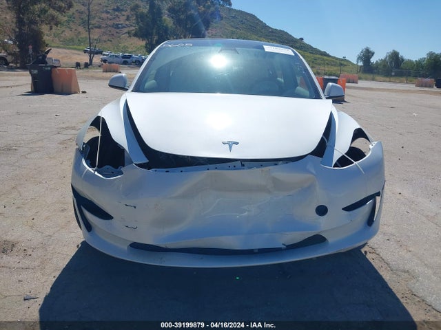 Tesla Model 3 Long Range Dual Motor All-wheel Drive 2023 5YJ3E1EB6PF632186 Image 13