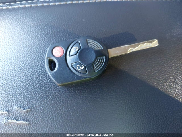 Ford ESCAPE SE 2017 1FMCU0GD0HUC11354 Image 11
