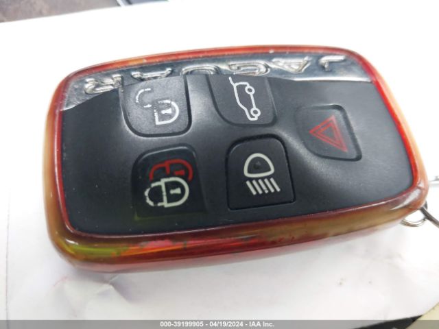 SADCM2BV7HA885281 Jaguar F-PACE S