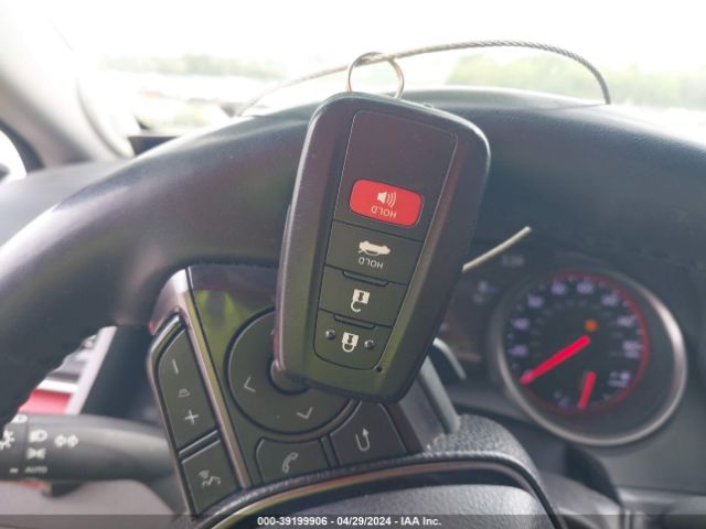 4T1KZ1AK2NU064380 Toyota Camry Xse V6