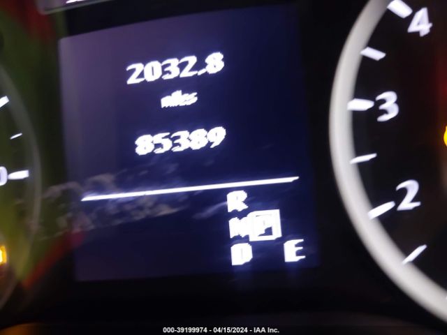 SJKCH5CP9HA035425 Infiniti Qx30 Luxury