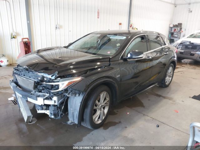 SJKCH5CP9HA035425 Infiniti Qx30 Luxury
