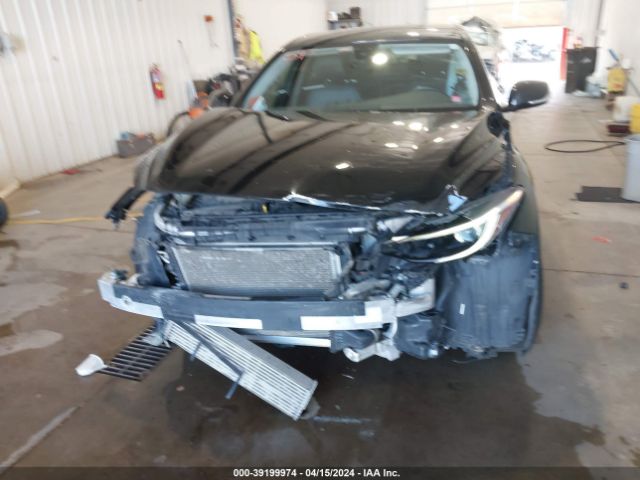 SJKCH5CP9HA035425 Infiniti Qx30 Luxury