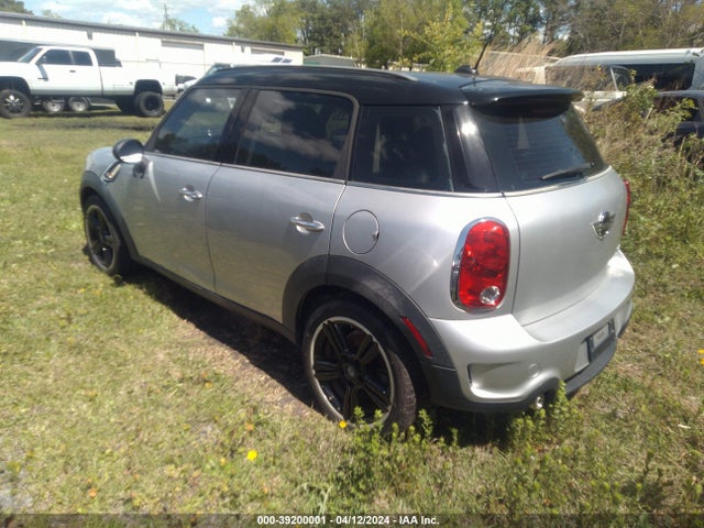2011 MINI COOPER S COUNTRYMAN WMWZC3C58BWL79544 Photo 2