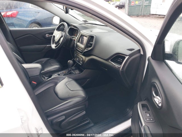 1C4PJMLB0LD579701 Jeep Cherokee Latitude Plus 4x4