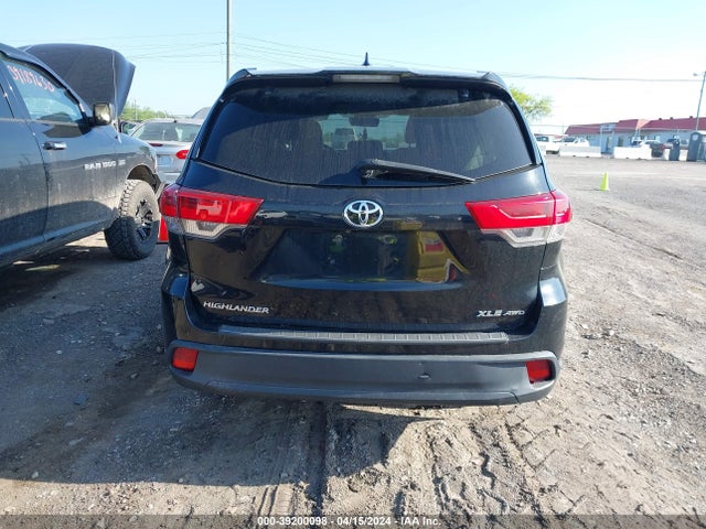 Toyota Highlander Xle 2017 5TDJZRFHXHS378380 Image 16