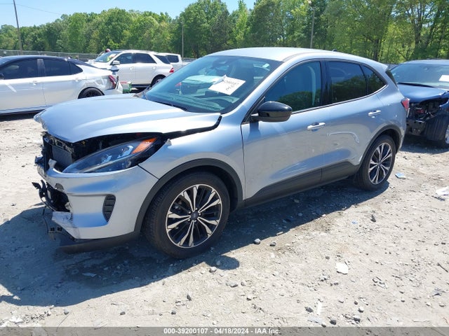 Ford ESCAPE SE 2022 1FMCU0G62NUA22427 Image 2