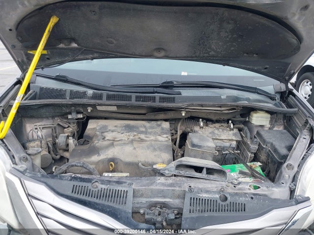 Toyota Sienna Xle 8 Passenger 2015 5TDYK3DC3FS649753 Image 10