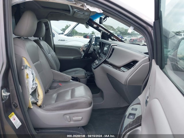 Toyota Sienna Xle 8 Passenger 2015 5TDYK3DC3FS649753 Image 5