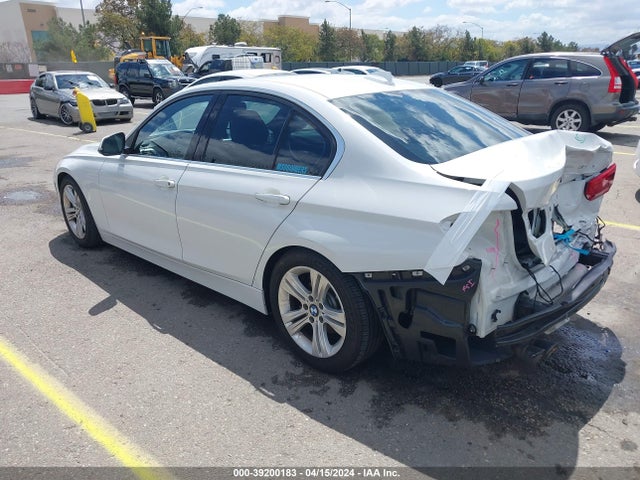 BMW 330I 2017 WBA8B9G38HNU55983 Image 3