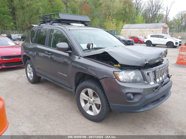 Jeep Compass Latitude 2016 1C4NJDEB8GD558573 Image 1