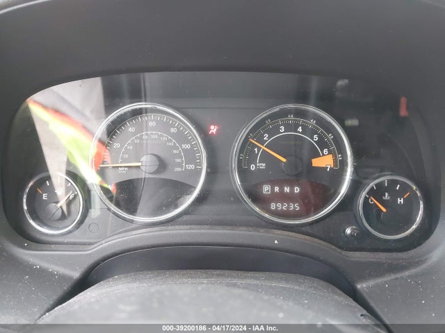 1C4NJDEB8GD558573 Jeep Compass Latitude