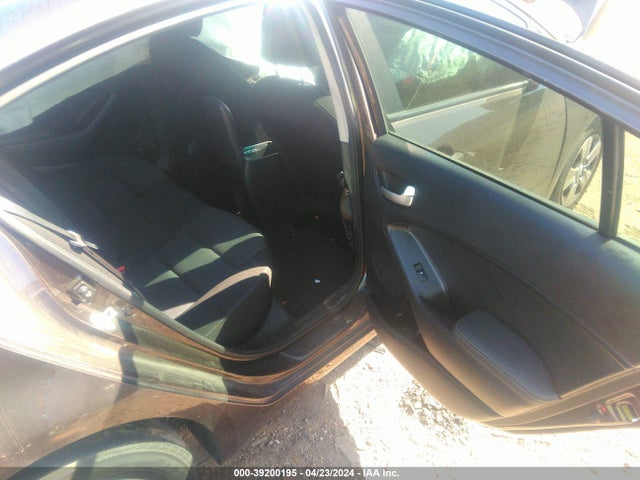 KIA FORTE LX 2017 3KPFK4A76HE065770 Image 8