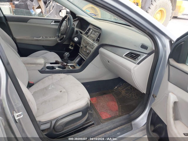 Hyundai SONATA SE 2015 5NPE24AF3FH139738 Image 5