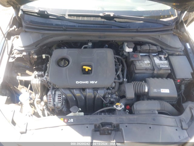 Hyundai ELANTRA SE 2017 KMHD74LF8HU125218 Image 10