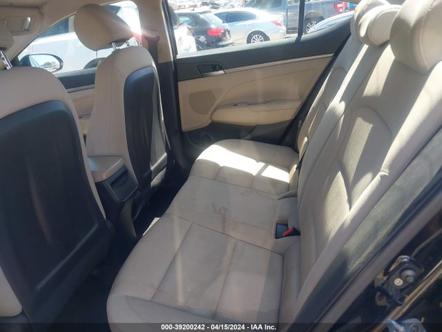 Hyundai ELANTRA SE 2017 KMHD74LF8HU125218 Image 8