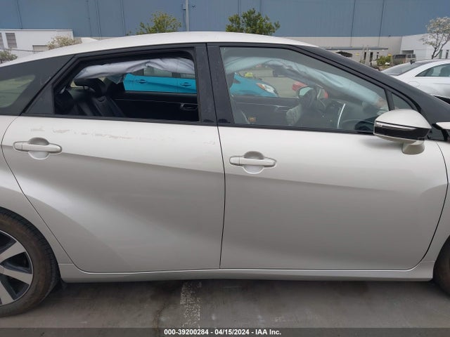 Toyota Mirai 2019 JTDBVRBD2KA007088 Image 13