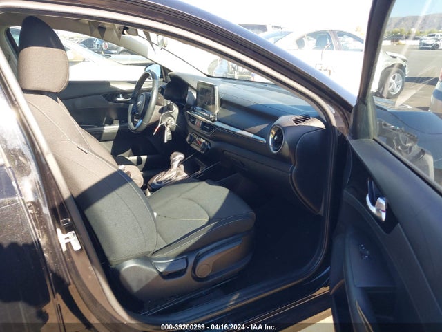 KIA FORTE S 2019 3KPF34AD7KE021769 Image 5
