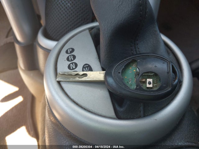 2004 MINI COOPER WMWRC33424TJ60350 Photo 10