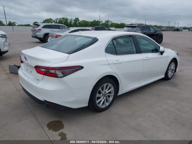 4T1C11AK3MU445455 Toyota CAMRY LE