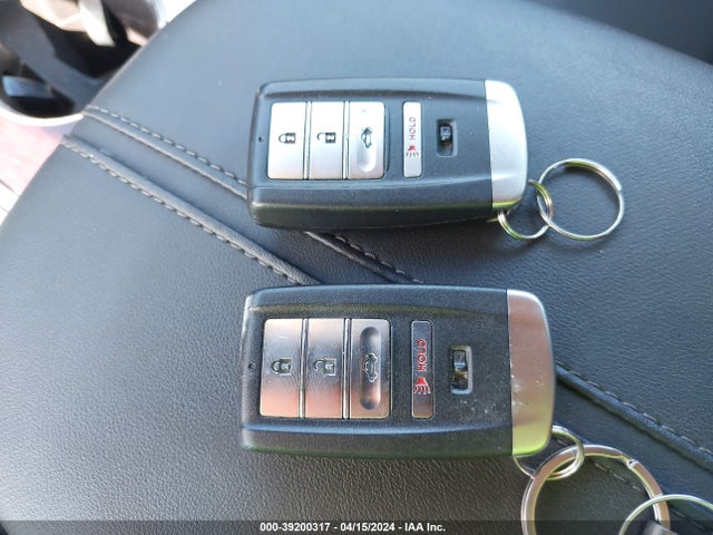 Acura TLX 2017 19UUB1F33HA002061 Image 11