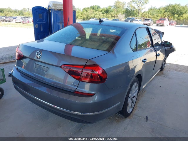 1VWLA7A32KC000866 Volkswagen Passat 2.0t Wolfsburg Edition