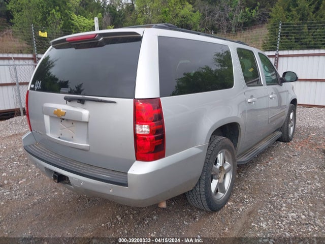 Chevrolet Suburban 1500 Lt 2014 1GNSCJE09ER110716 Image 4