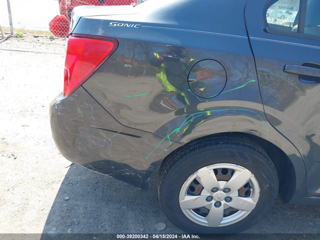 Chevrolet Sonic Ls Manual 2014 1G1JB5SH2E4159688 Image 12