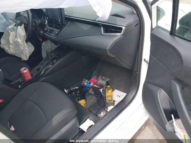 Toyota COROLLA LE 2022 5YFEPMAE7NP372693 Image 5