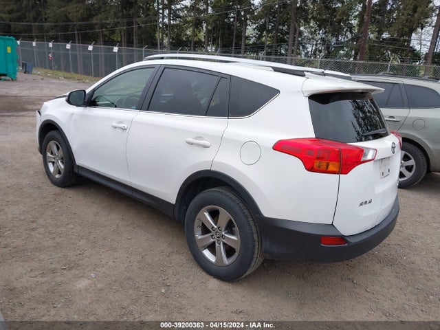 Toyota Rav4 Xle 2015 JTMRFREV4FD103616 Image 3