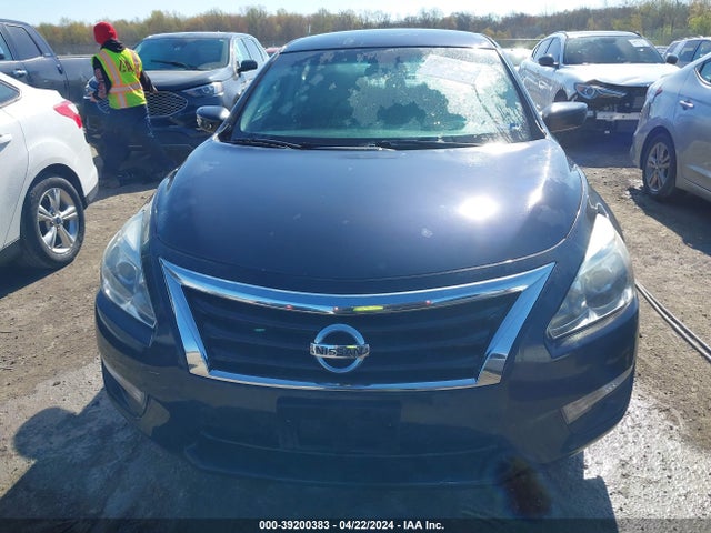 Nissan Altima 2.5 S 2015 1N4AL3AP7FC447091 Image 12