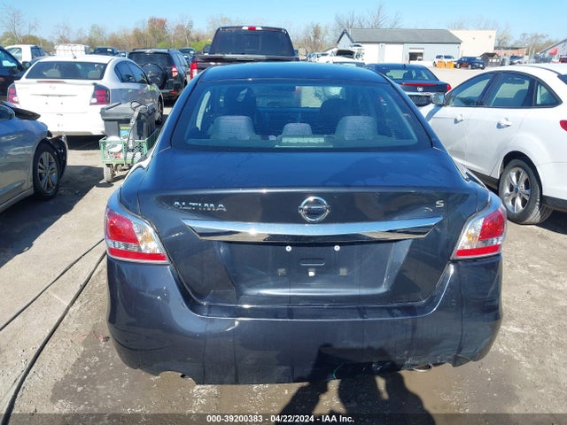 Nissan Altima 2.5 S 2015 1N4AL3AP7FC447091 Image 16