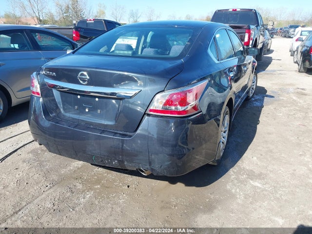 Nissan Altima 2.5 S 2015 1N4AL3AP7FC447091 Image 4