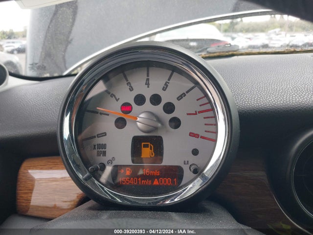 2008 MINI COOPER CLUBMAN WMWML33508TJ46746 Photo 6