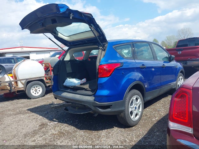 Ford ESCAPE S 2019 1FMCU0F77KUA95279 Image 4