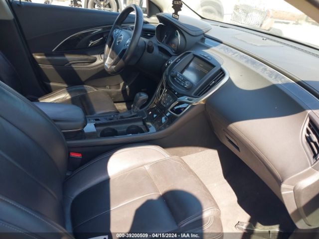 1G4GC5G33GF101524 Buick Lacrosse Leather