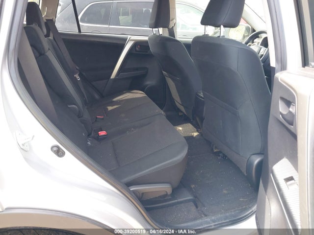 Toyota RAV4 LE 2014 JTMBFREV1ED071854 Image 8
