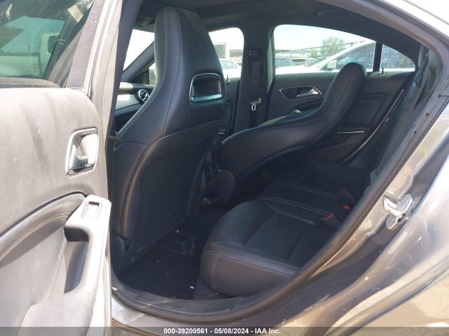 Mercedes-Benz CLA 250 2018 WDDSJ4EB8JN571527 Image 8